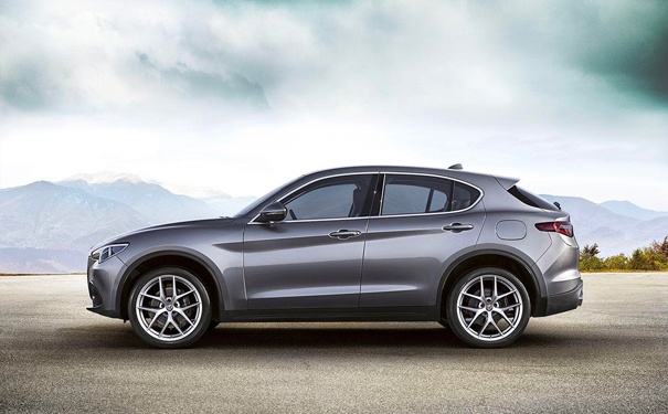 ALFAROMEO SUV STELVIO